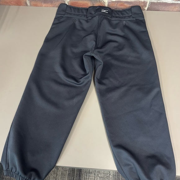 Women's Mizuno Belted Softball Pants - Picture 3 of 3